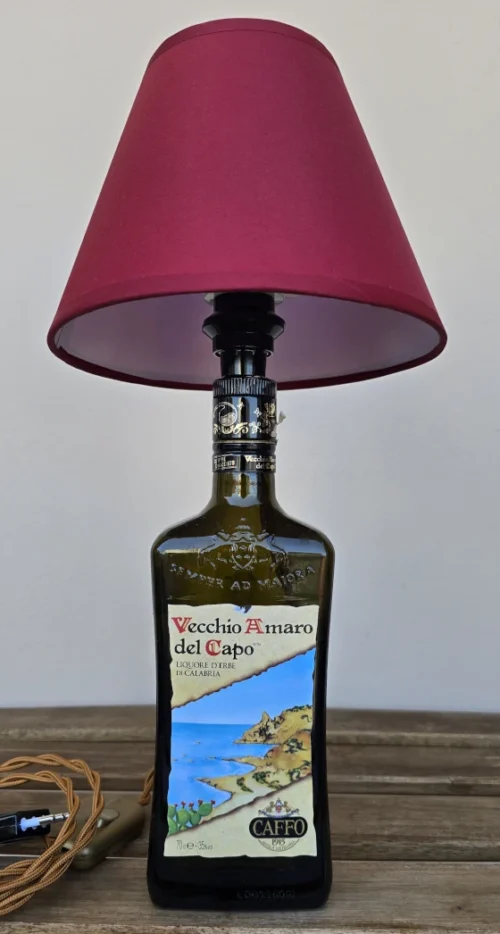 Lampada "VECCHIO AMARO DEL CAPO" Liquore d'erbe di Calabria