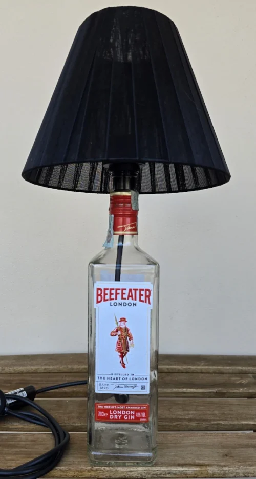 Lampada "BEEFEATER" Distilled in the heart of London